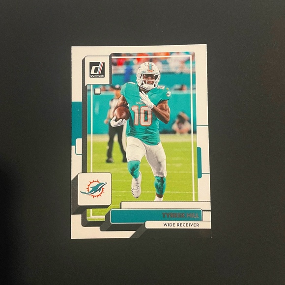 Tyreek Hill: Miami Dolphins, Wide Receiver 2022 Panini Donruss Football #271 - Picture 1 of 2